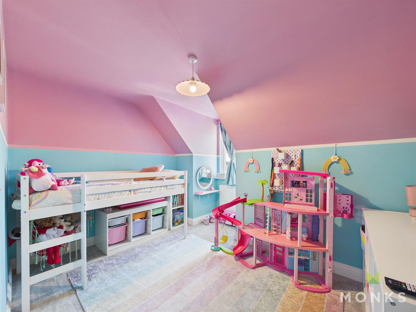 5 Lawford Gardens, Oswestry, SY11 3GX For Sale